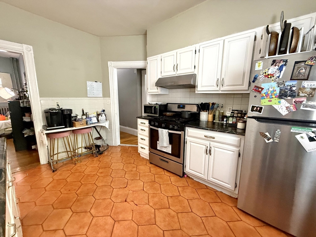 79 Glenwood Rd # 1