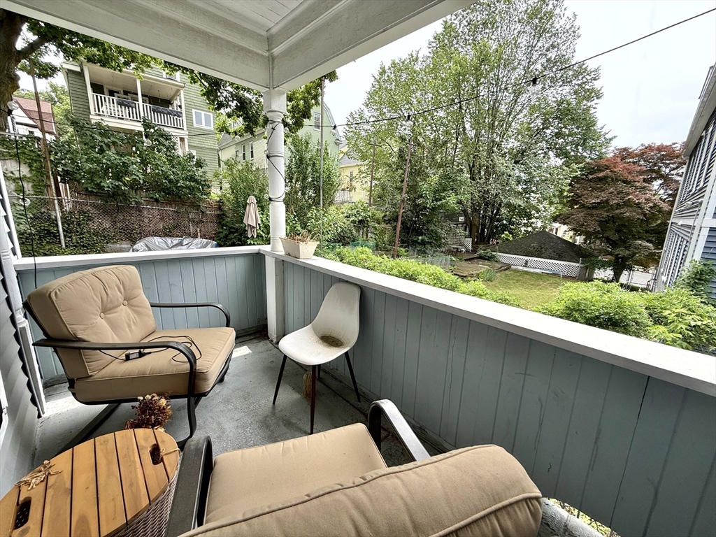 79 Glenwood Rd # 1