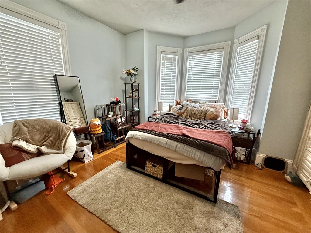 79 Glenwood Rd # 1