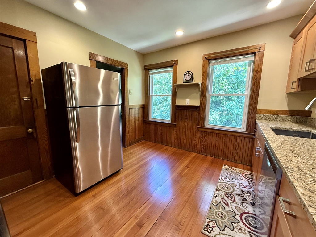 204 School St # 2