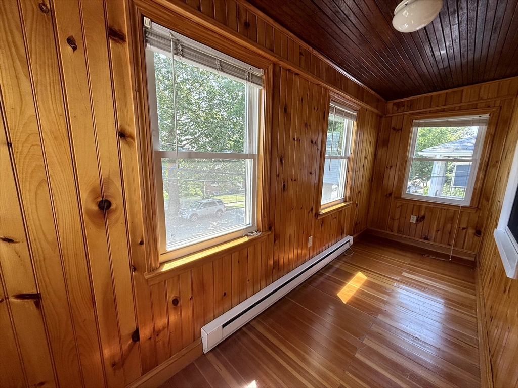 204 School St # 2