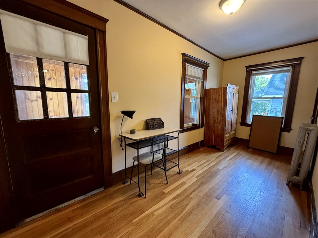 204 School St # 2