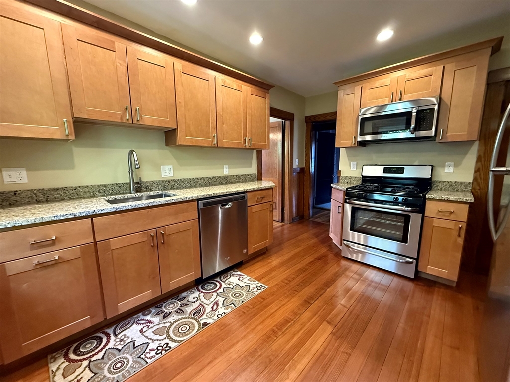 204 School St # 2