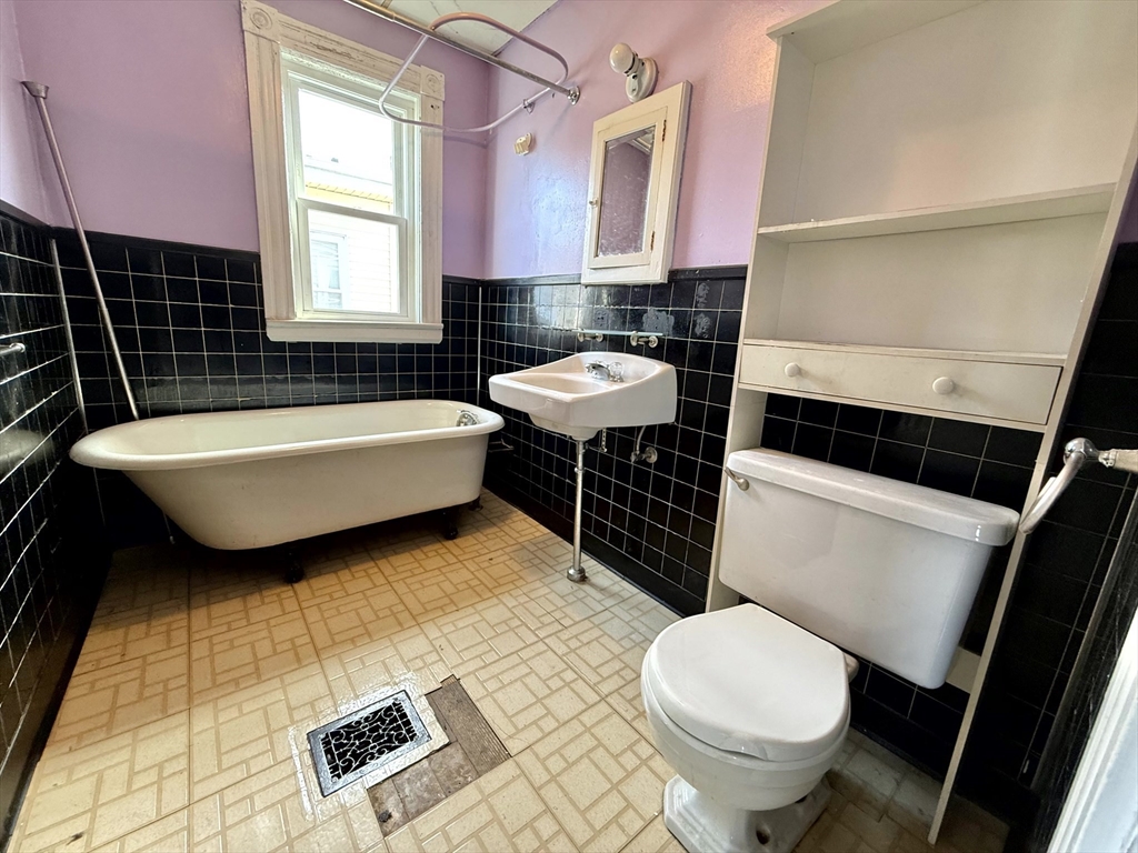 21 Oakland Ave # 1