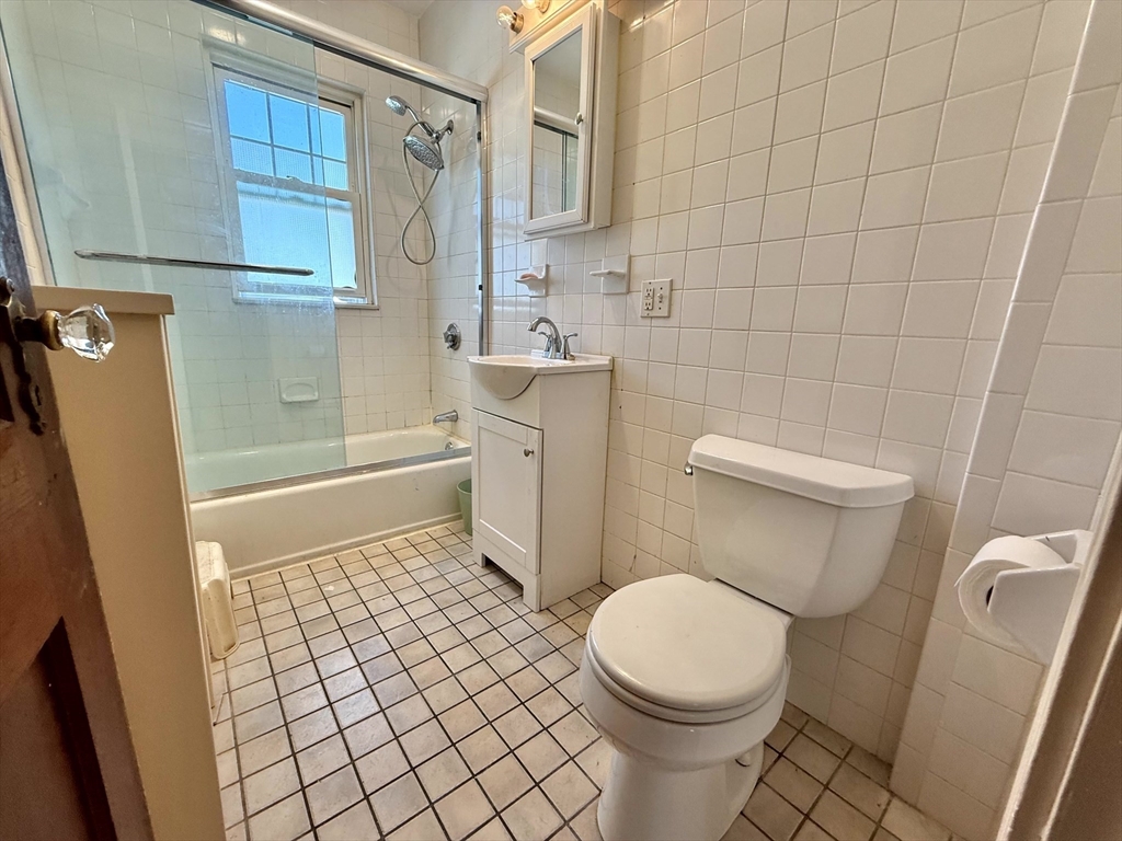 92 Central Ave # 1