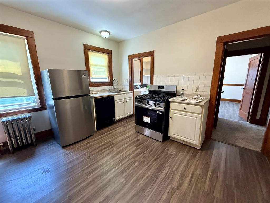 92 Central Ave # 1