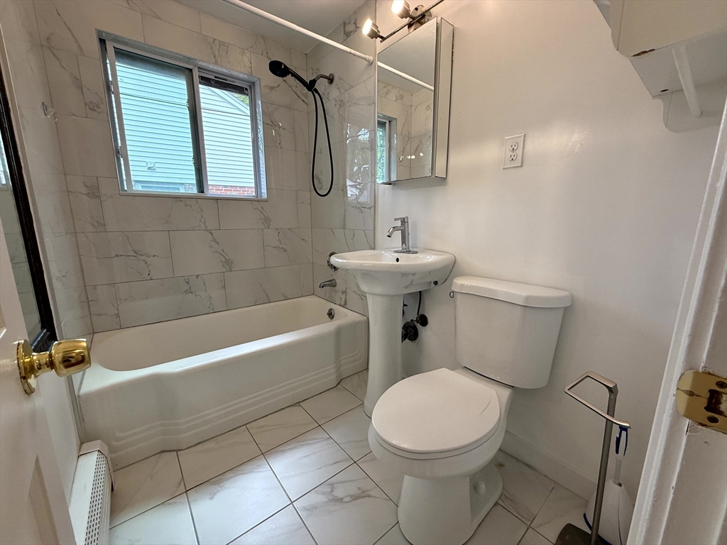 45 Aldrich Rd # B