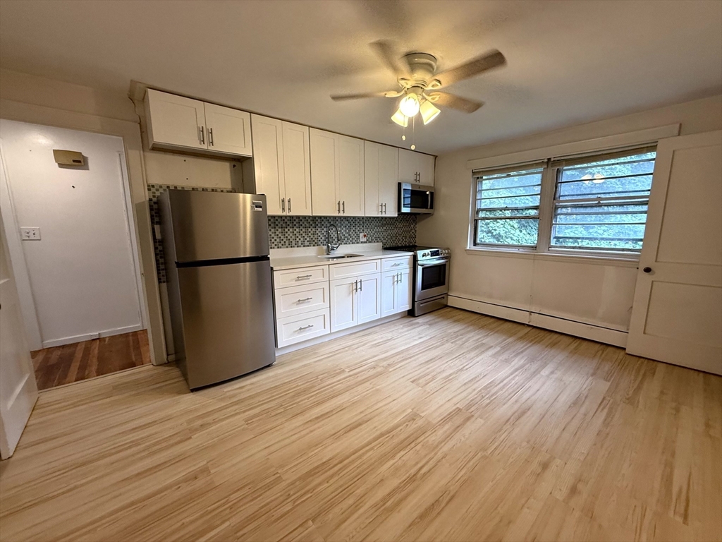 45 Aldrich Rd # B