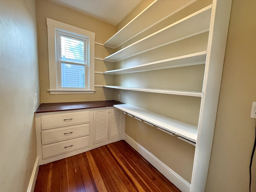 15 Clayton St Unit: FIRST FLOOR