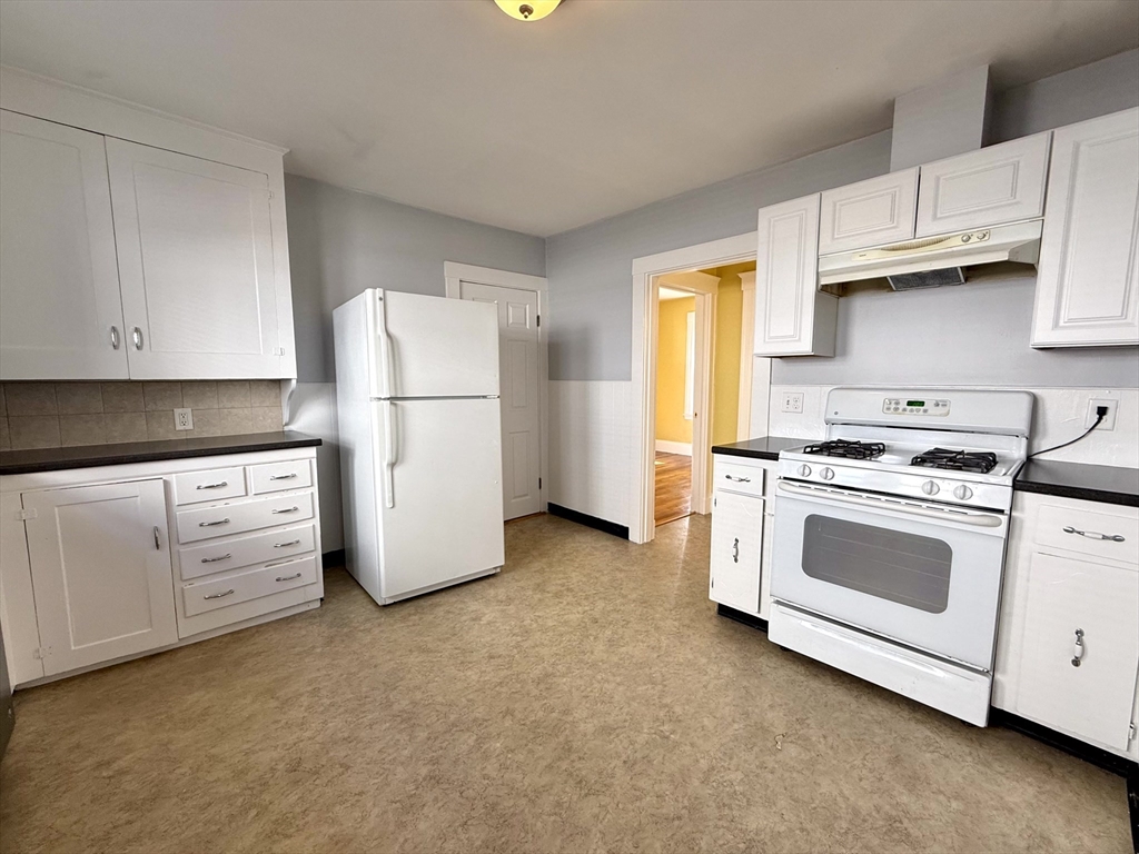 109 Lexington St # 1