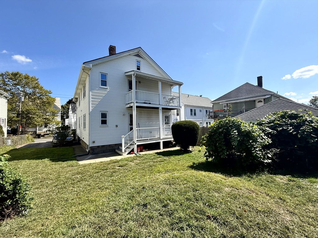 324 Arlington St # 1