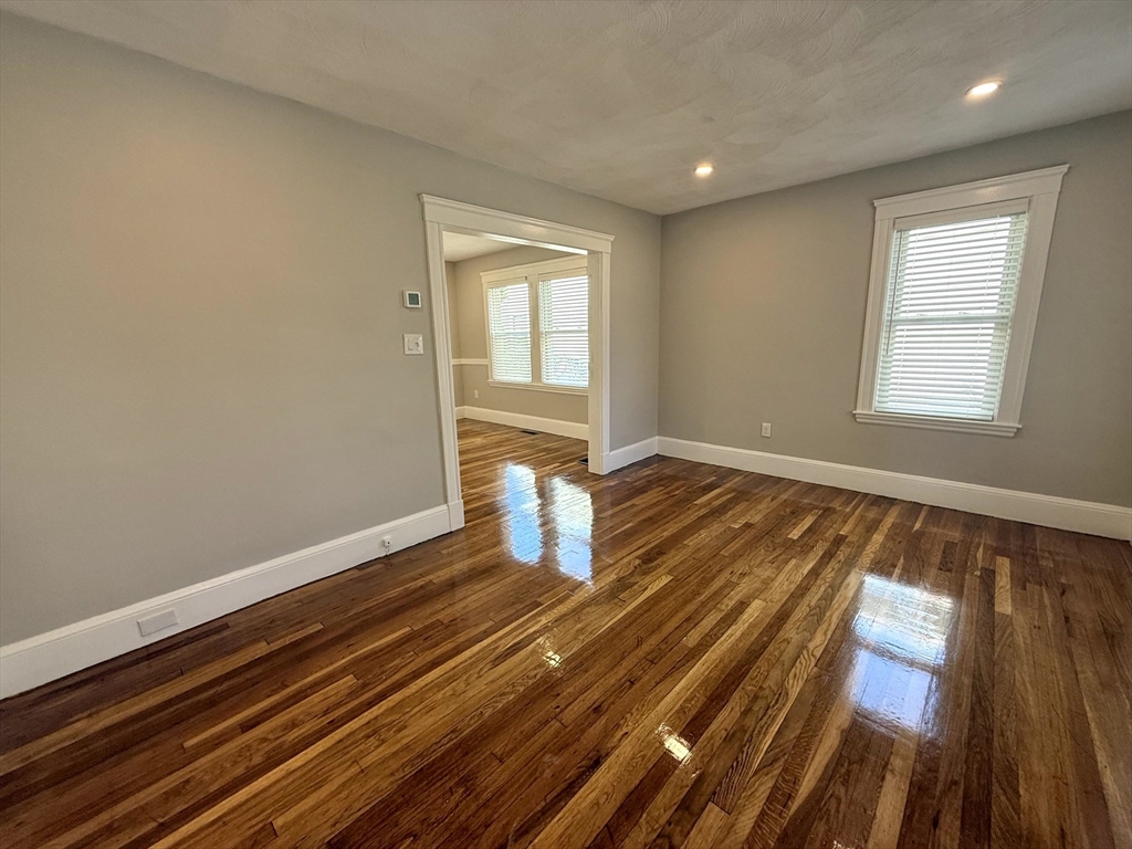 324 Arlington St # 1