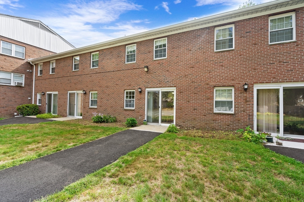 232 Rock St # 232