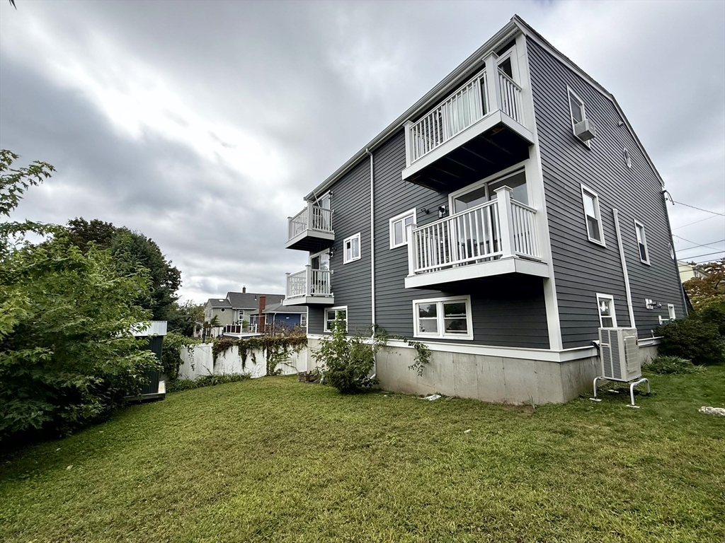 43 Edenfield Ave # 43