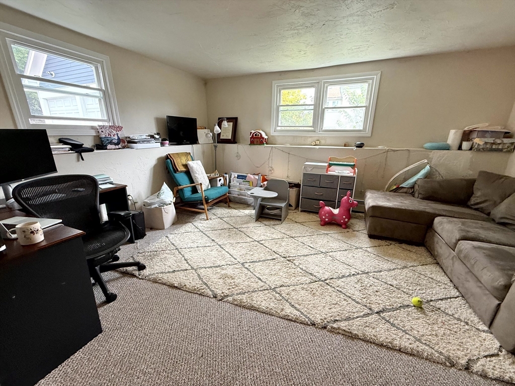 43 Edenfield Ave # 43