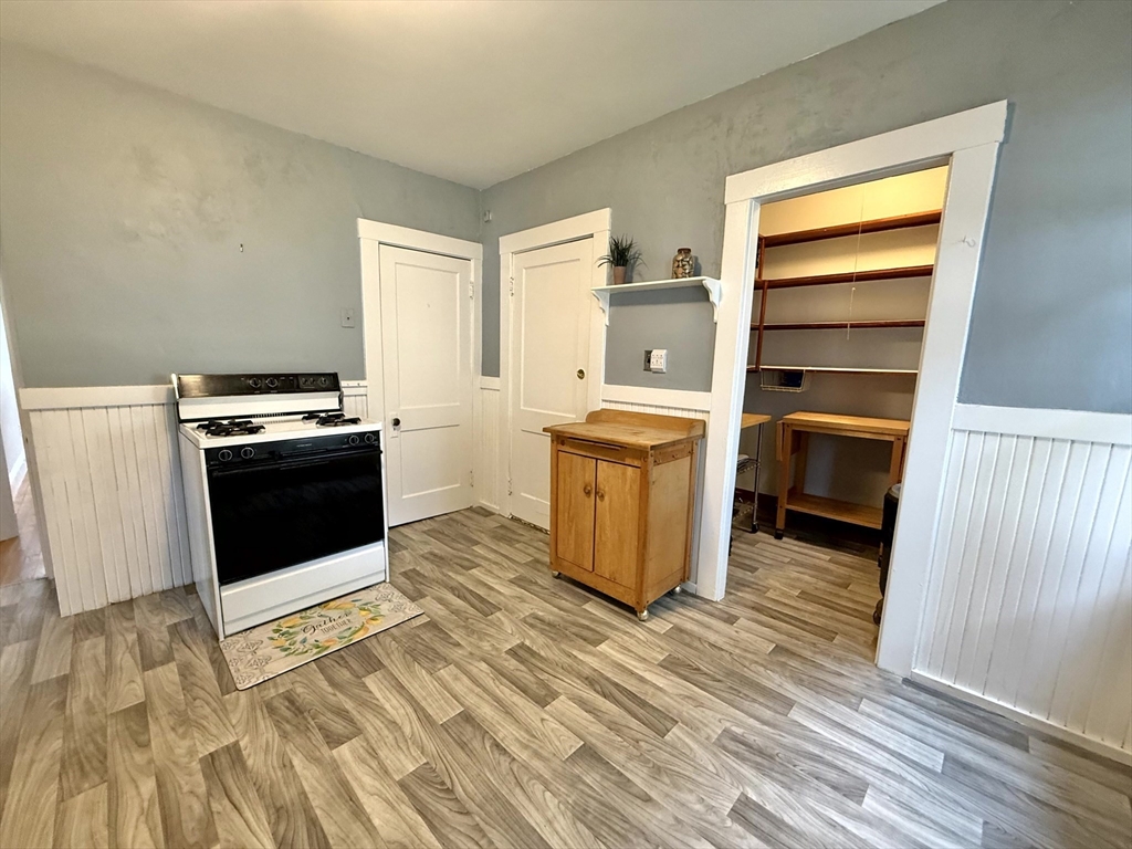 206 School St # 1
