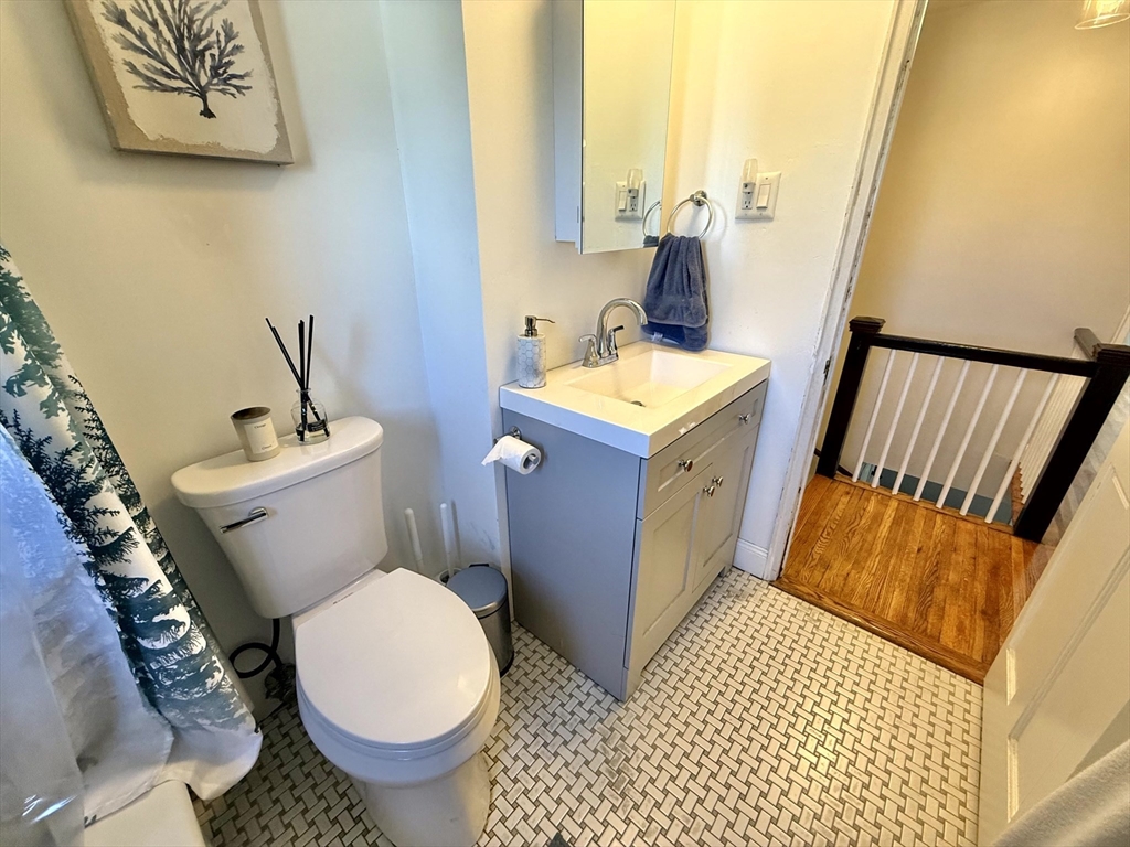 31 York Ave # 31