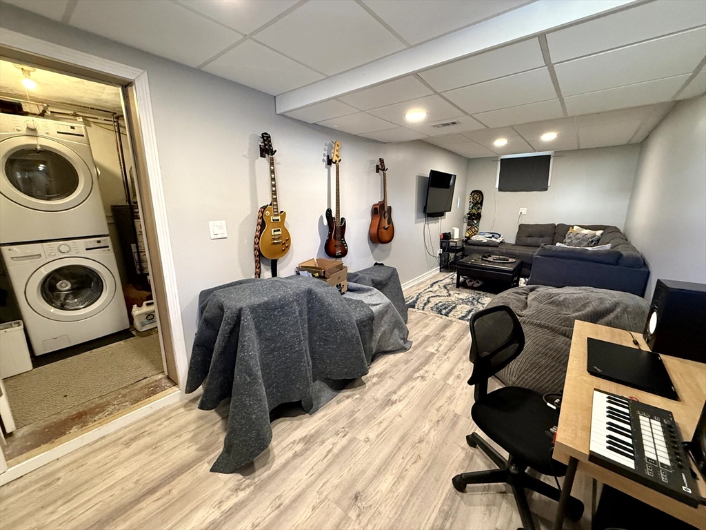 31 York Ave # 31