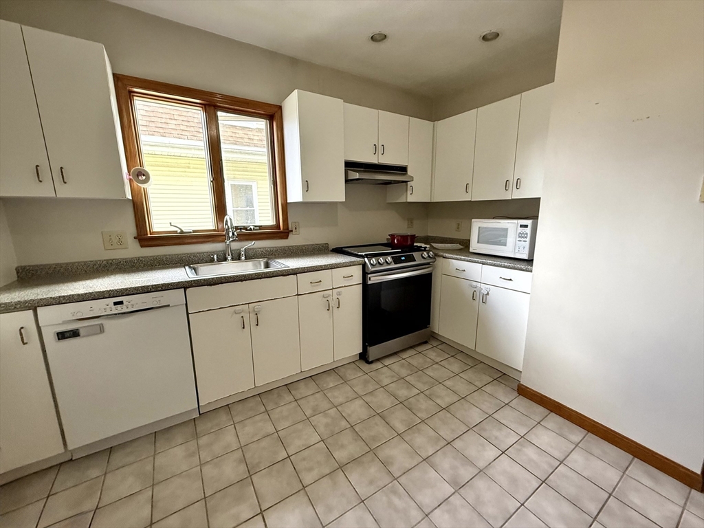 35 Irma Ave # 2