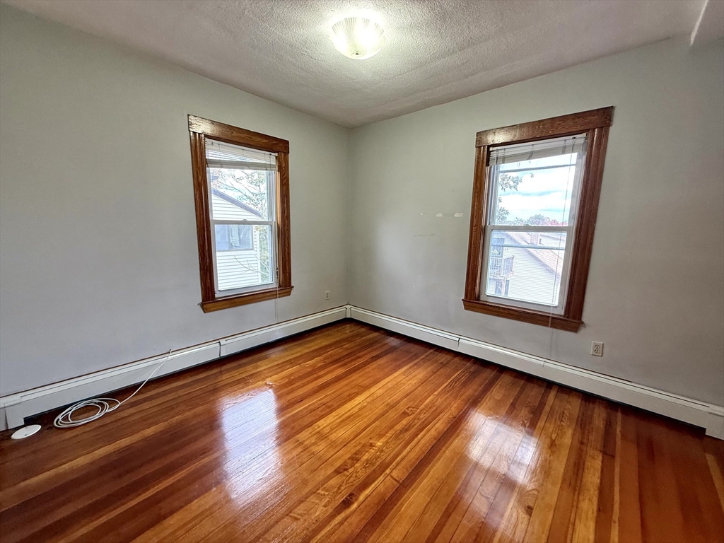 35 Irma Ave # 1