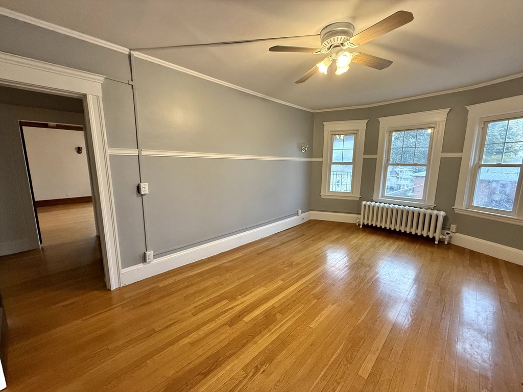 4 Adams Ave # 2