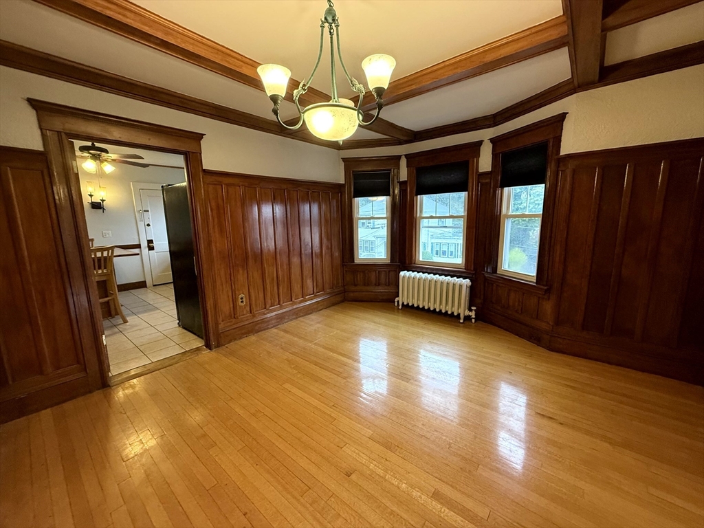 4 Adams Ave # 2