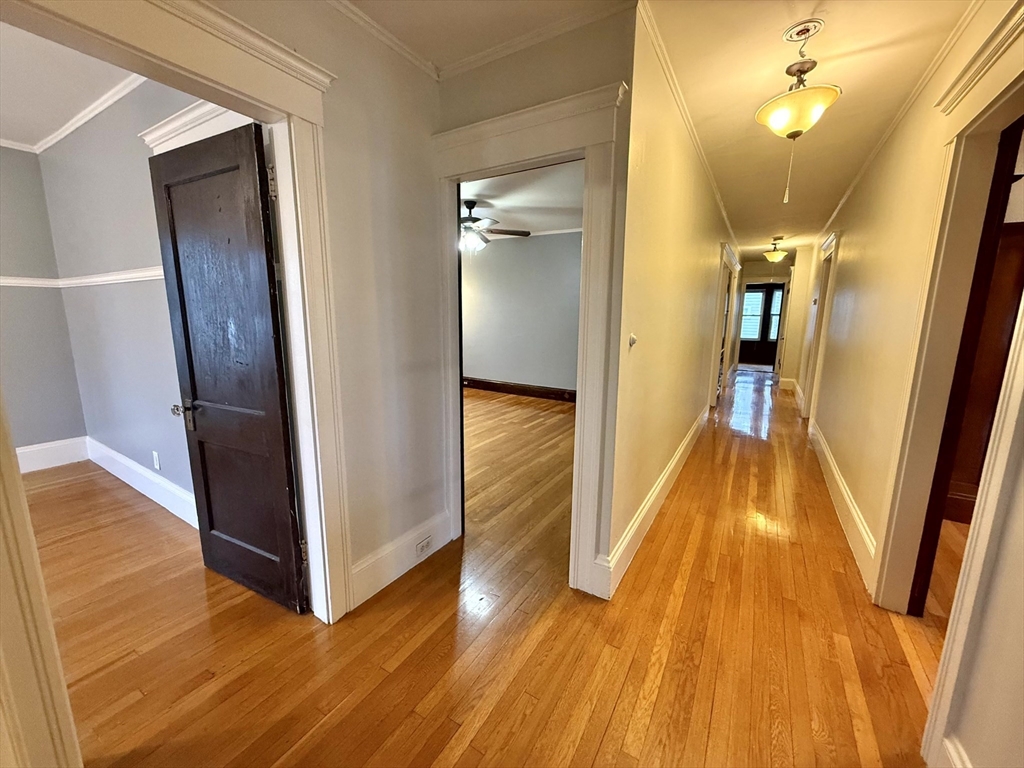 4 Adams Ave # 2