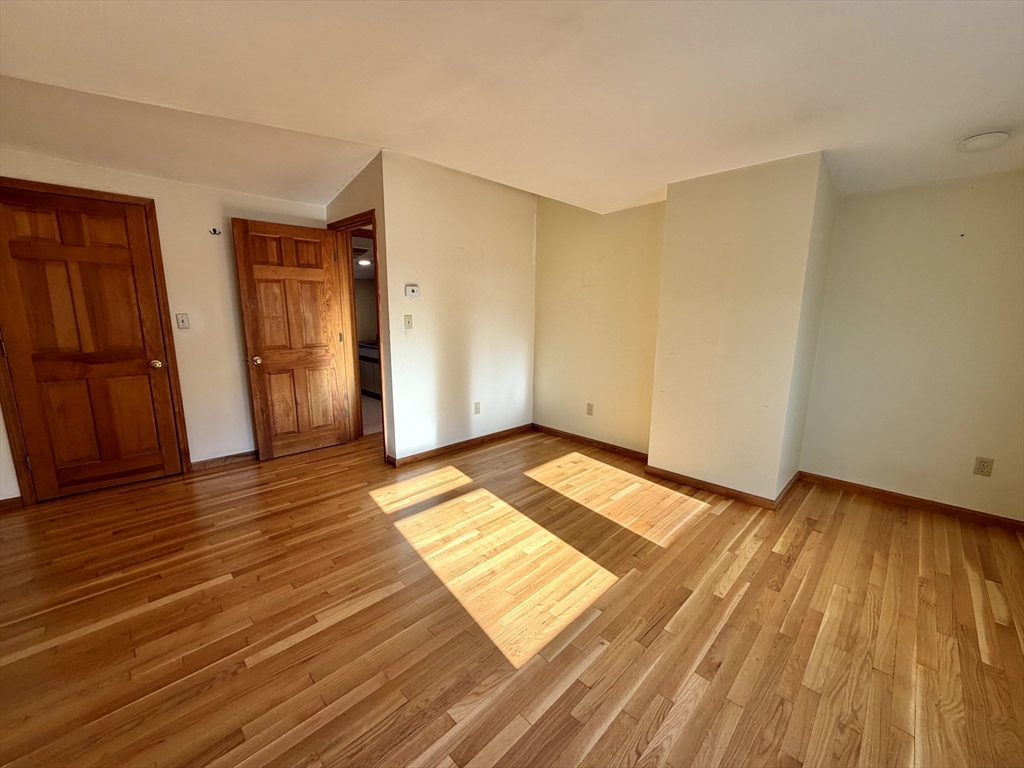 12 Keenan St # 3