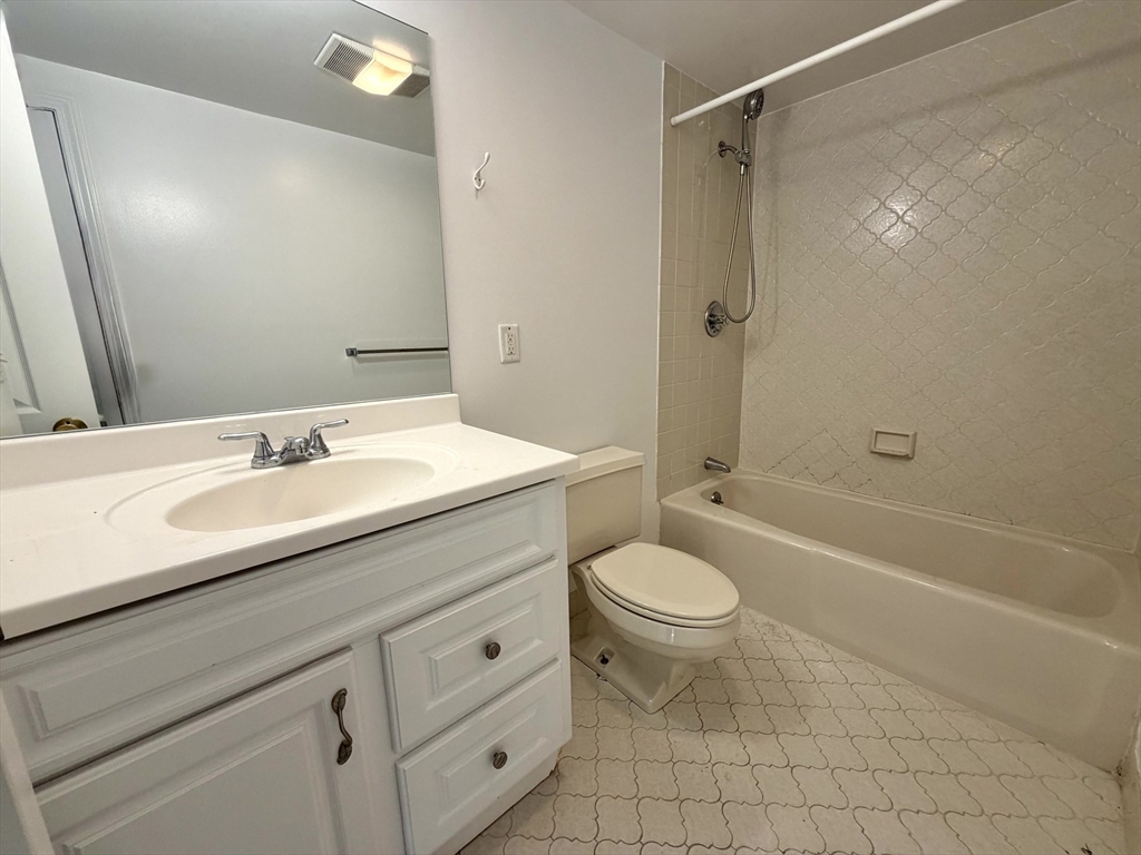 151 Coolidge Ave # 615