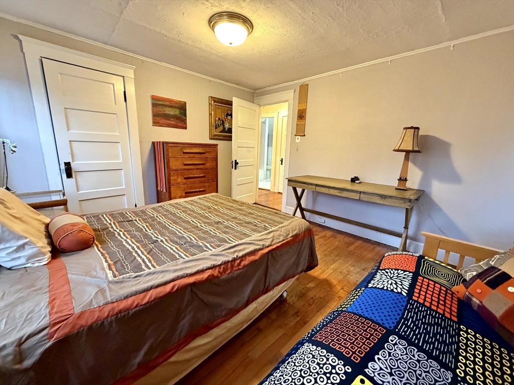 157 Riverview Ave Unit: FURNISHED