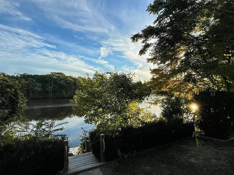 157 Riverview Ave Unit: FURNISHED