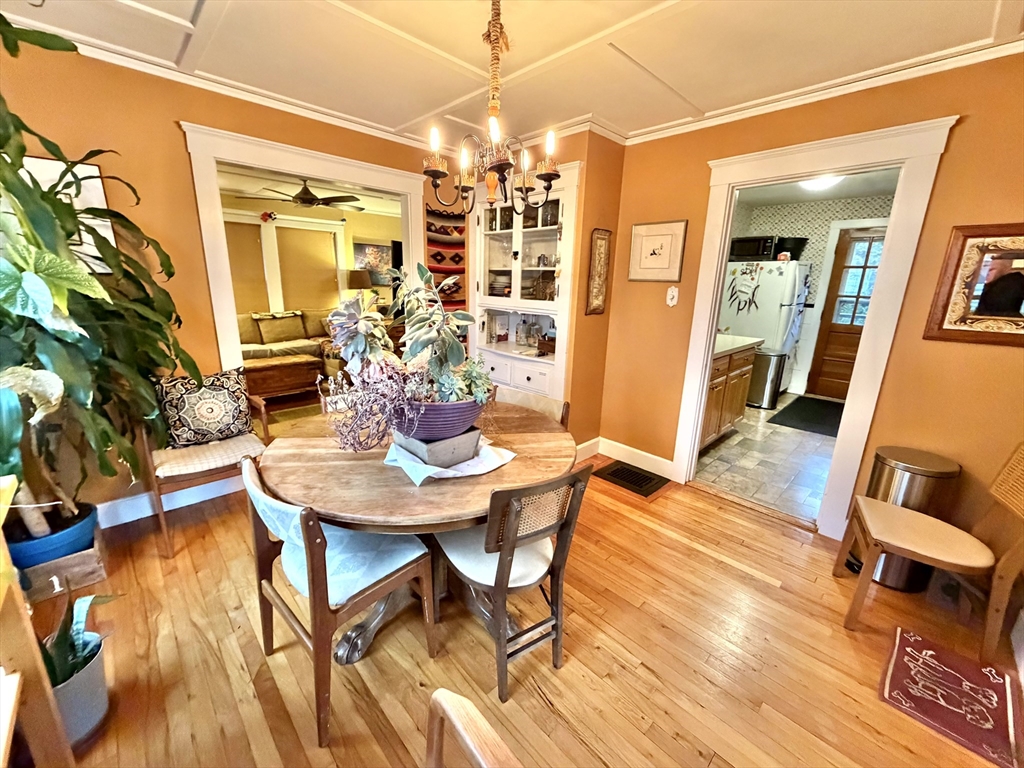 157 Riverview Ave Unit: FURNISHED