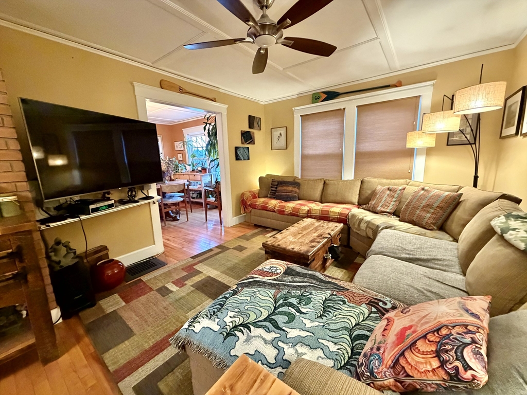 157 Riverview Ave Unit: FURNISHED