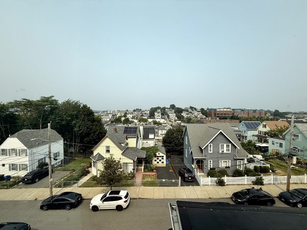 21 Oakland Ave # 2