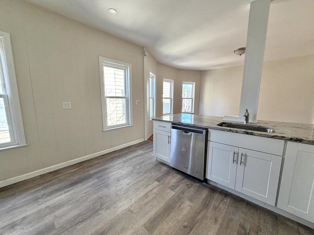 21 Oakland Ave # 2