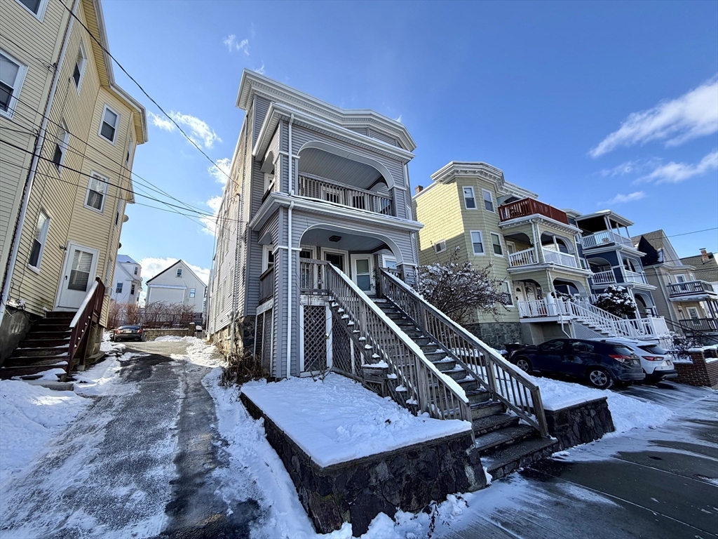 21 Oakland Ave # 2