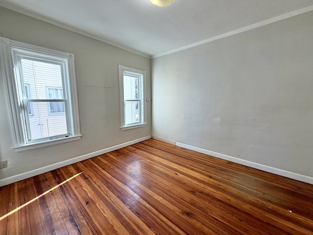 21 Oakland Ave # 2