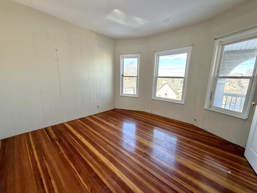 21 Oakland Ave # 2