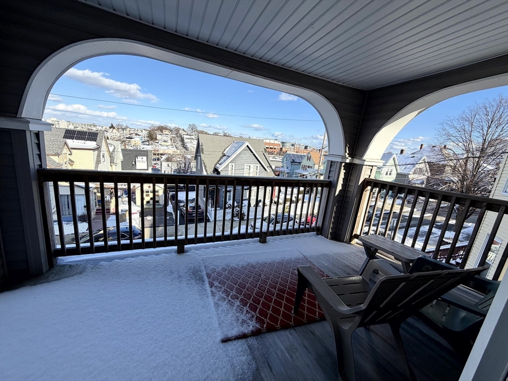 21 Oakland Ave # 2