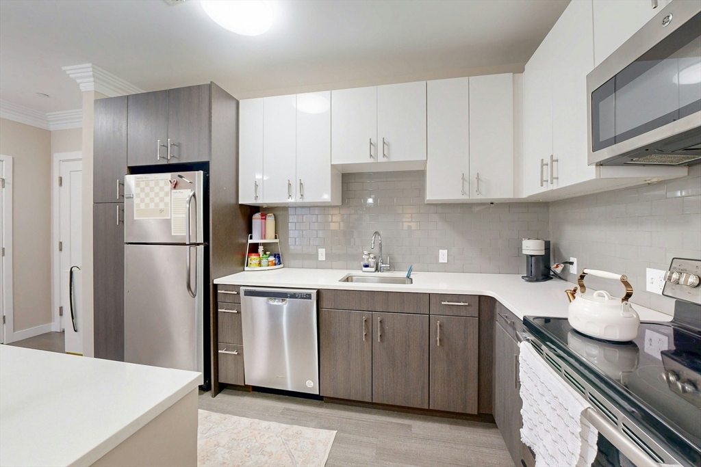 99 Tremont St # 206