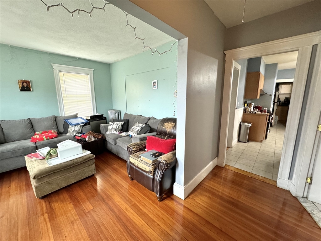 24 Olcott St # 1