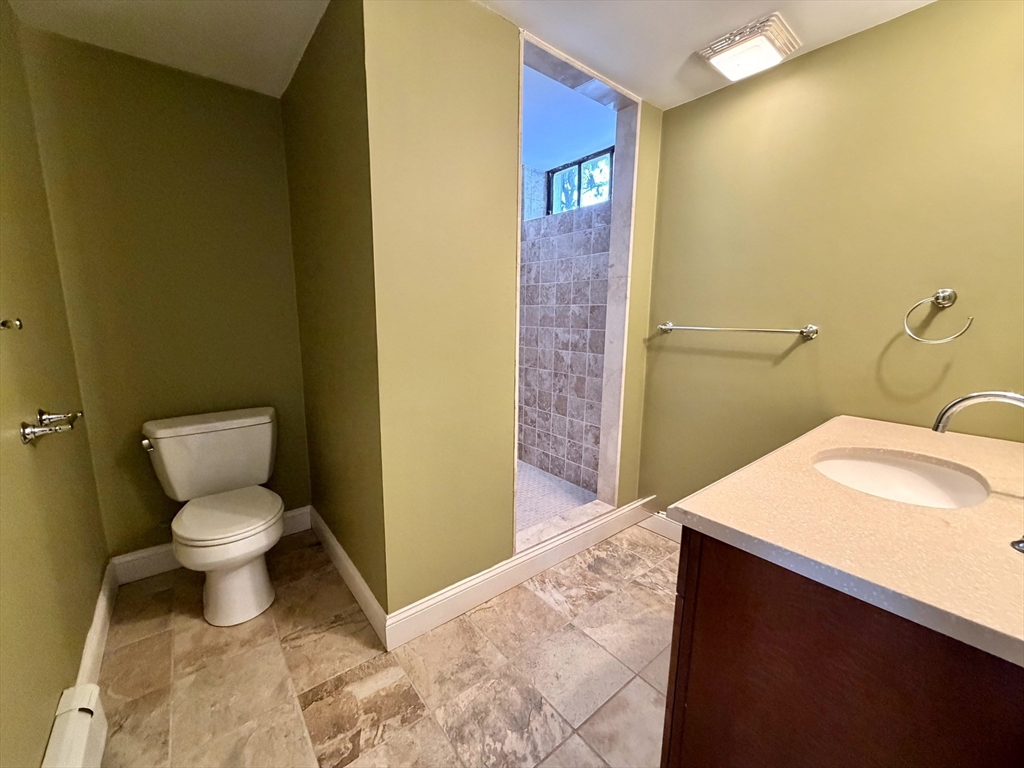 31 Oakley Rd # 1