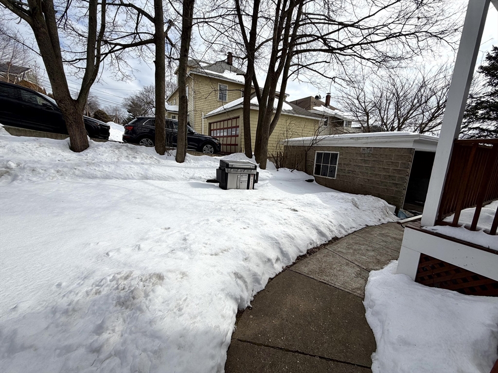 31 Oakley Rd # 1