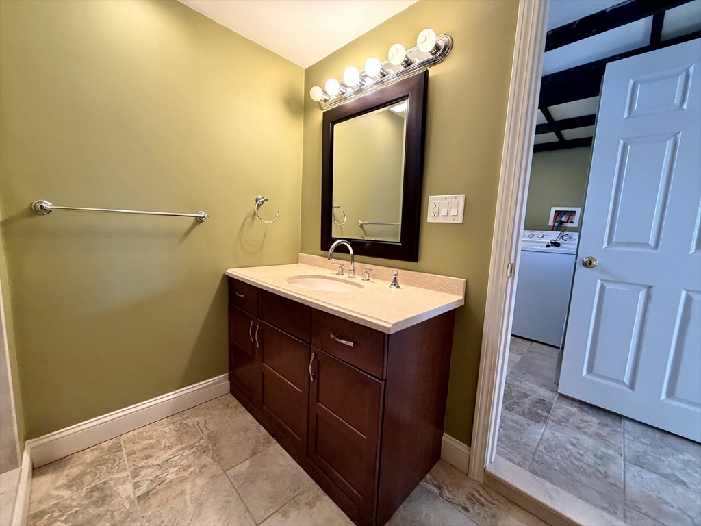 31 Oakley Rd # 1