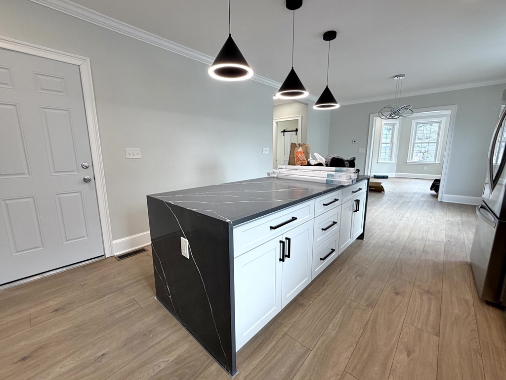 67 Jewett St # 1