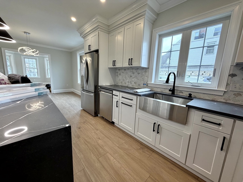 67 Jewett St # 1