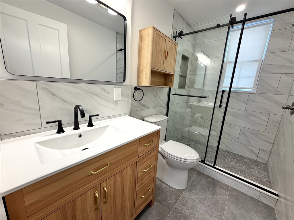 67 Jewett St # 1