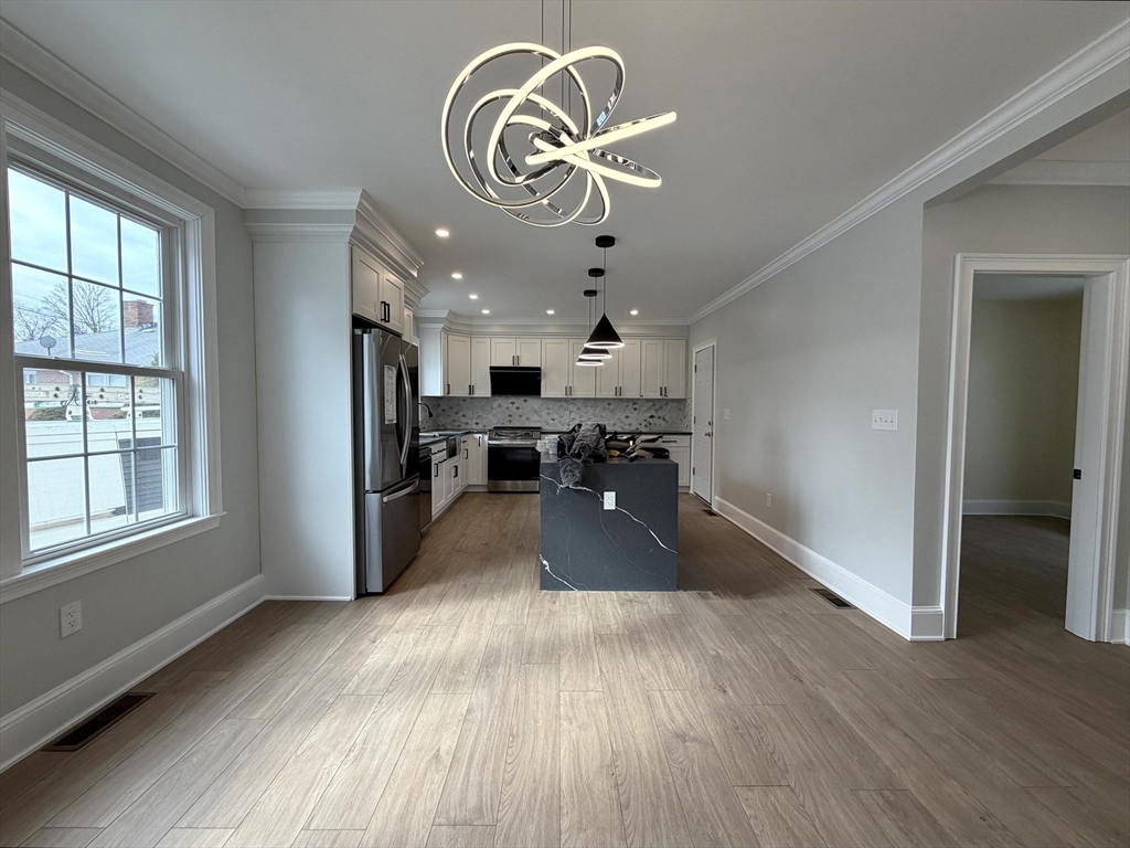 67 Jewett St # 1