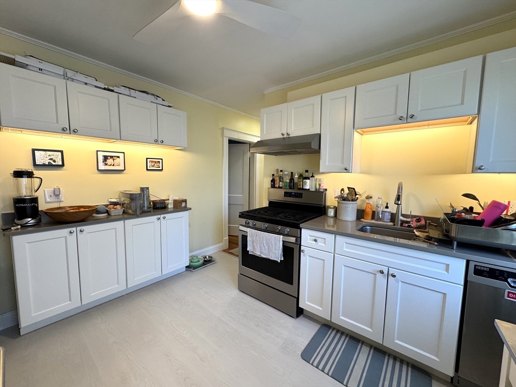 66 Marshall St # 1