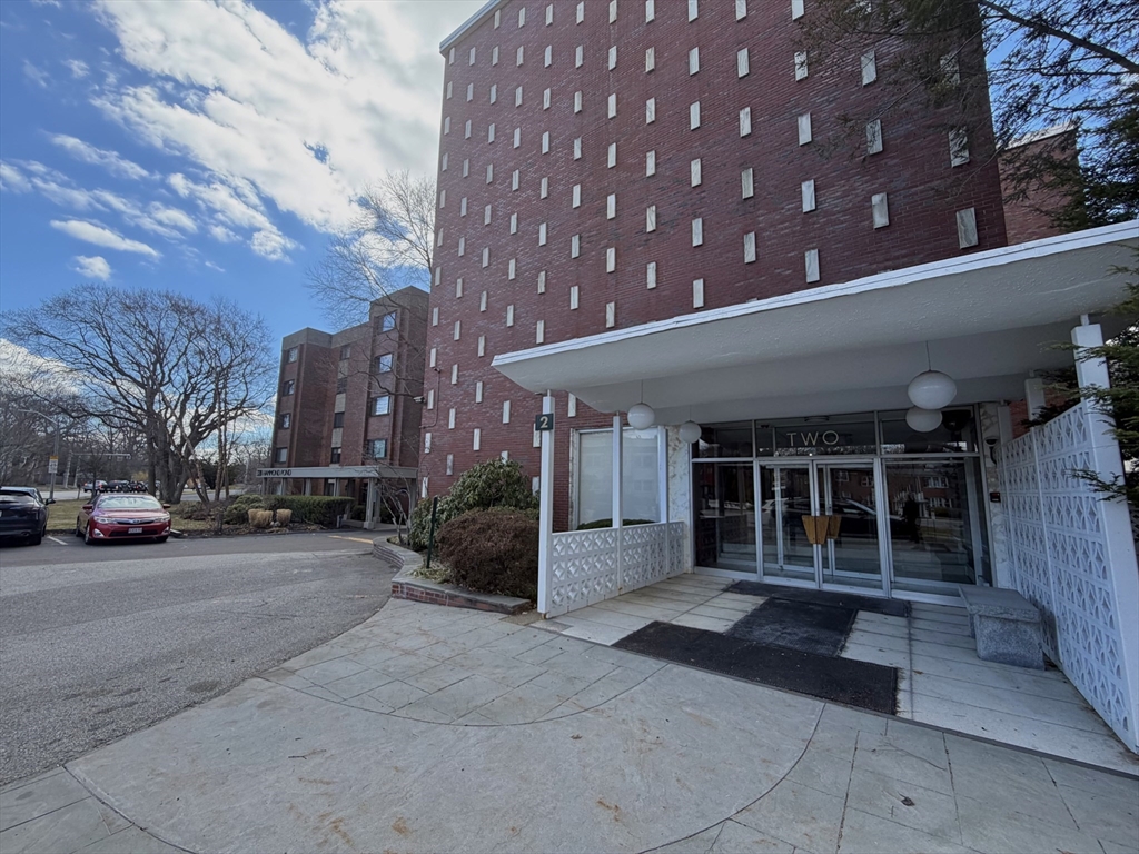 2 Hamond Pond Parkway # 203